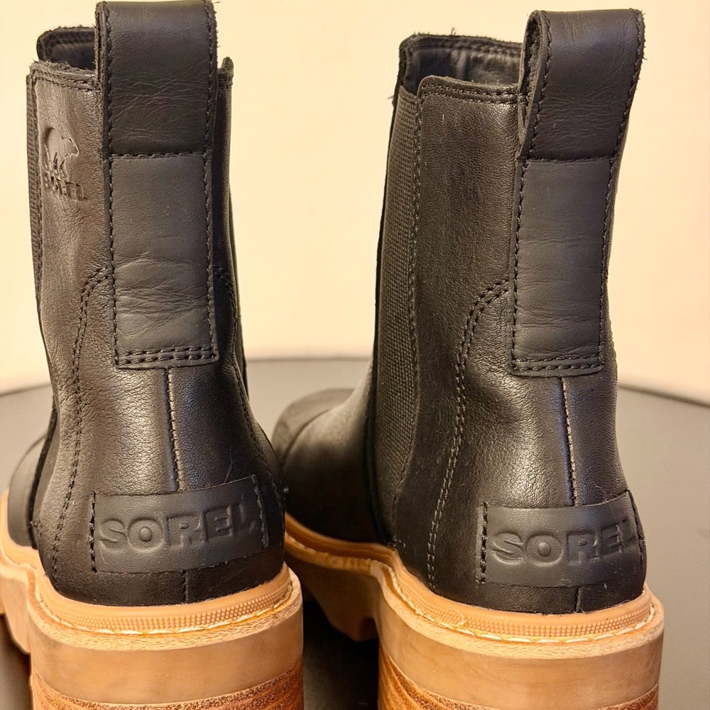 SOREL Chelsea Platform Boots - Picture 2 of 6